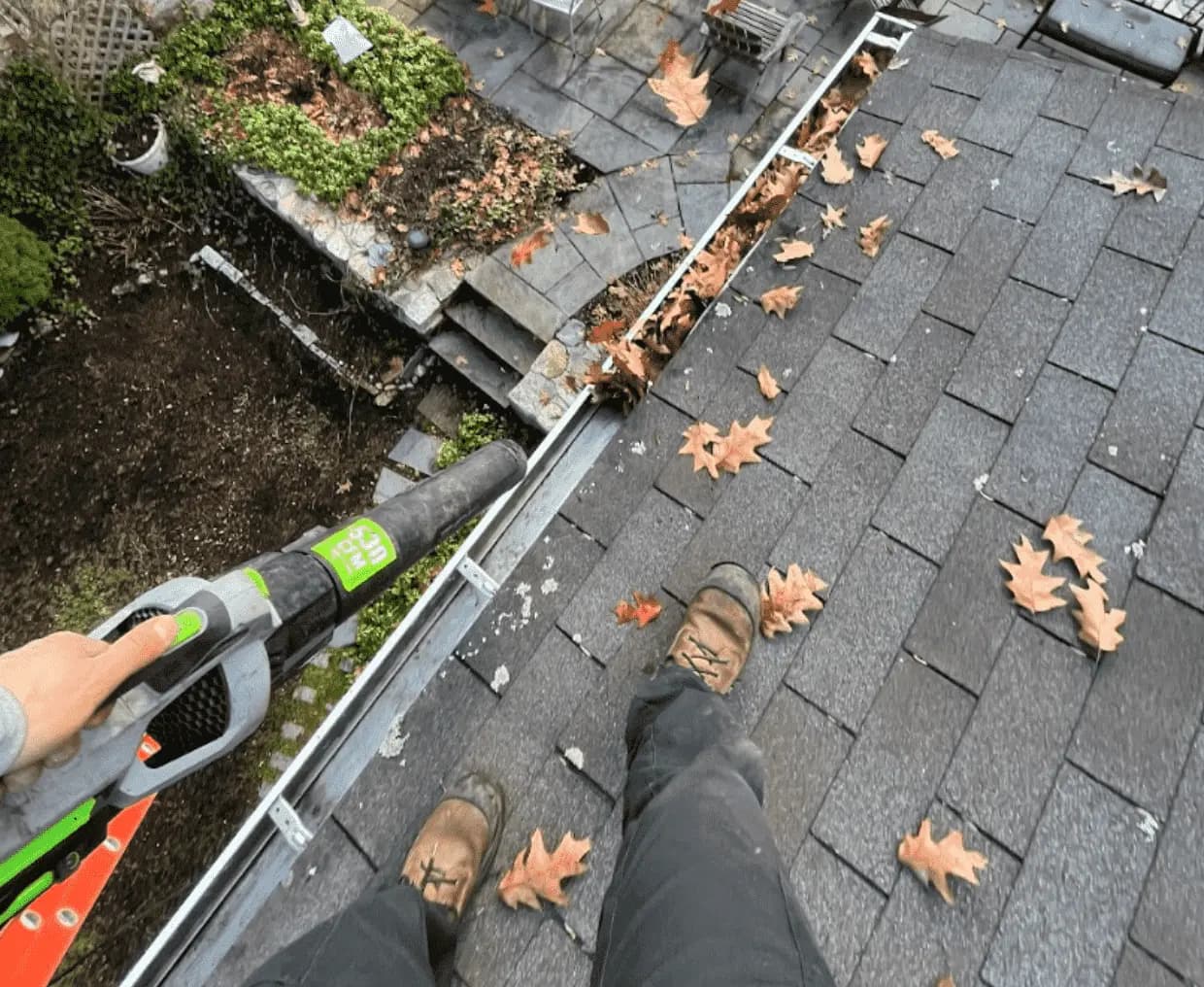 Gutter Cleaning service in Lorain, OH